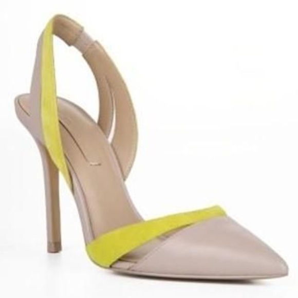 BCBG Maxazria clare leather pointed heels - Picture 7 of 7